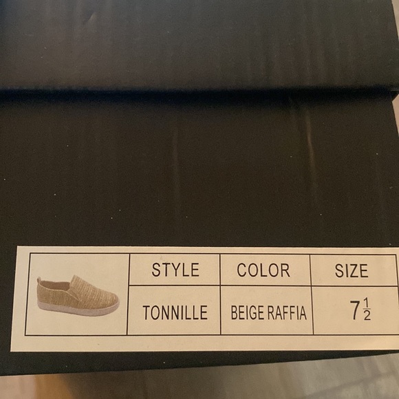 NEW Nicole Miller Tonnille Woven Raffia Slip-on Sneaker - Picture 7 of 7